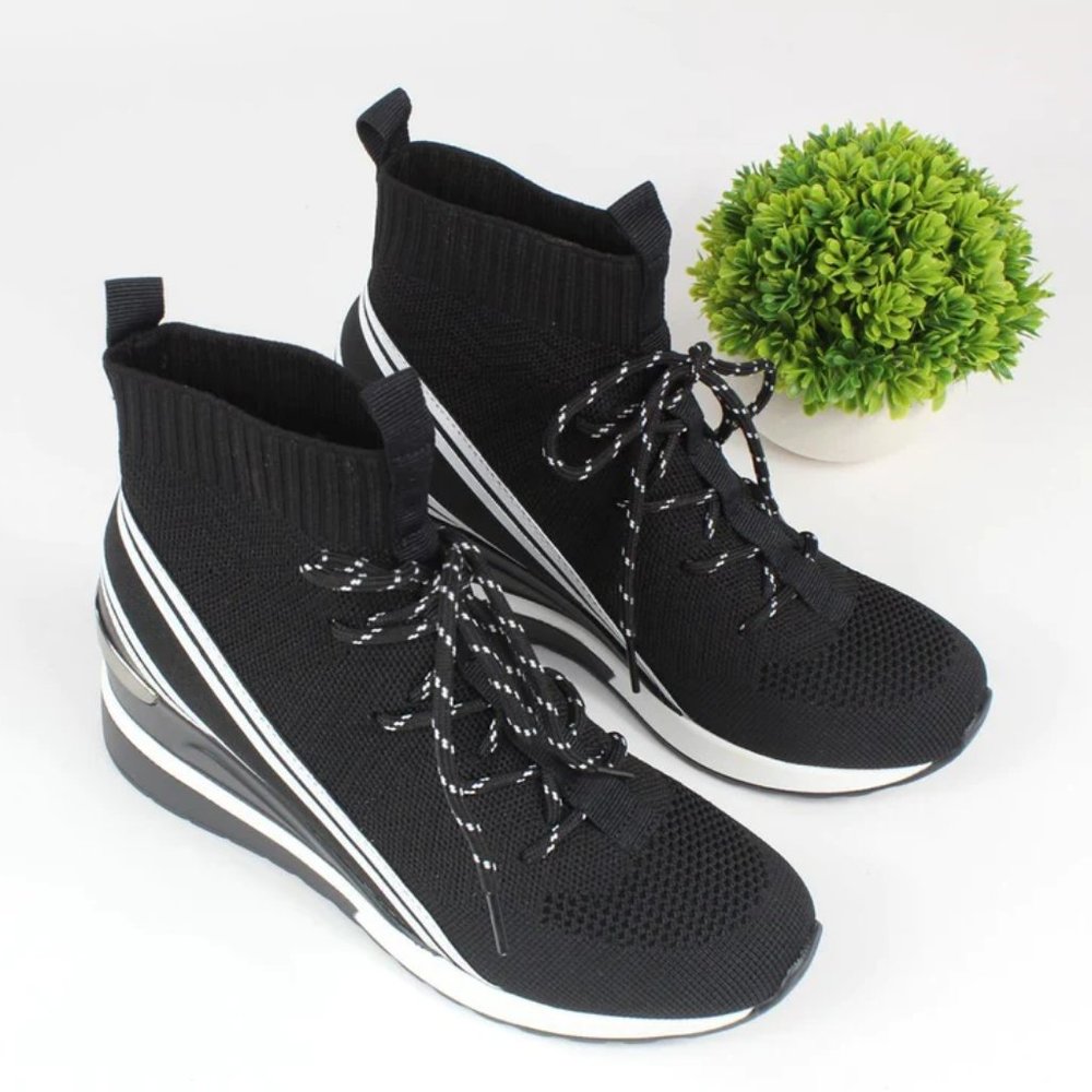 Womens Exe Black White Wedge Lace-Up Sneakers 39 US/9 *